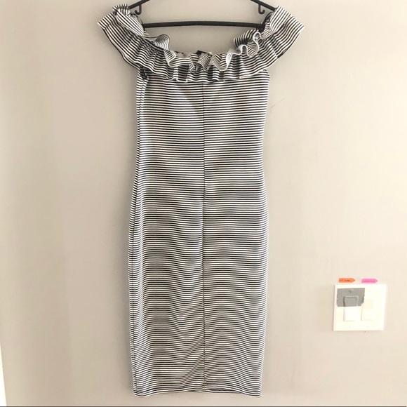 ZARA TRF Off The Shoulder Ruffle Body Con - Picture 3 of 3